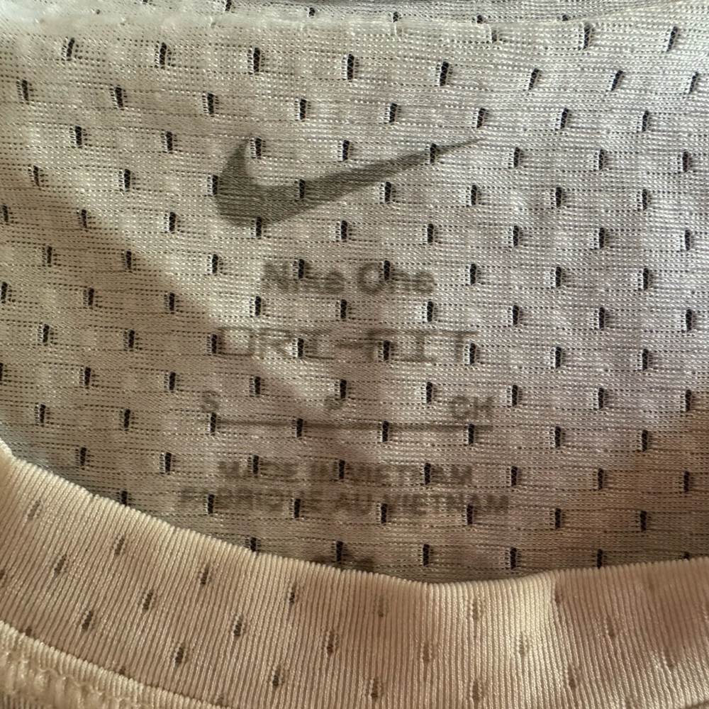 Nike running tank top size small Color - Picture 2 of 3